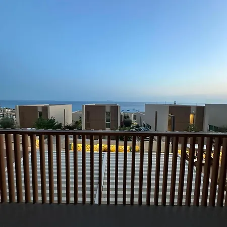 Soleil Coast Appartamento Palasë